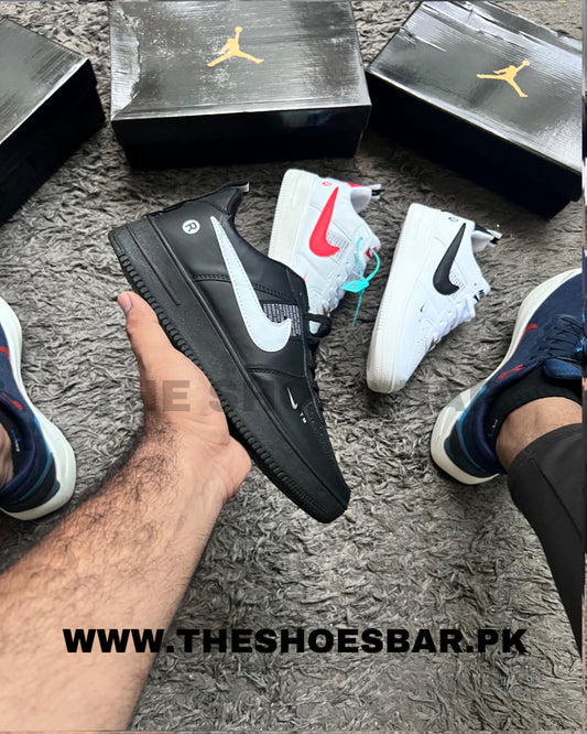 NIKE AIRFORCE 1 UTILITY - BLACK