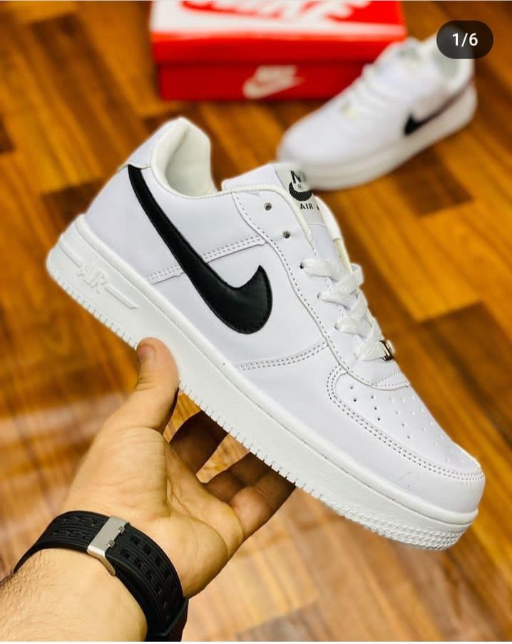 NIKE AIRFORCE TRIPPLE BLACK/WHITE - Main Image