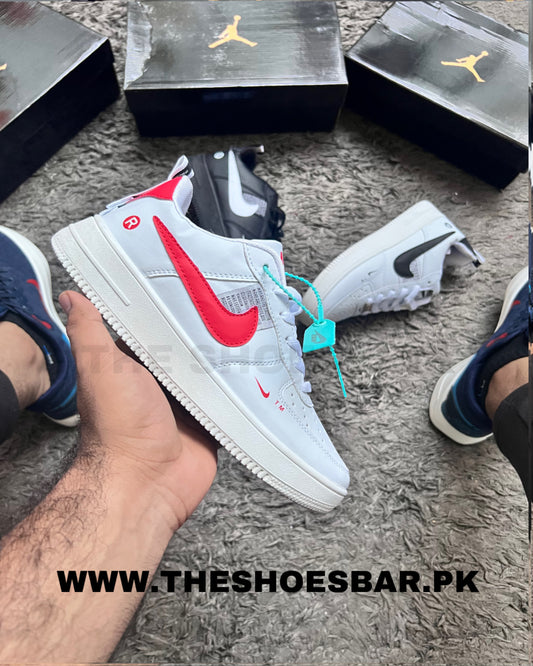 NIKE AIRFORCE 1 UTILITY - WHITE/ RED