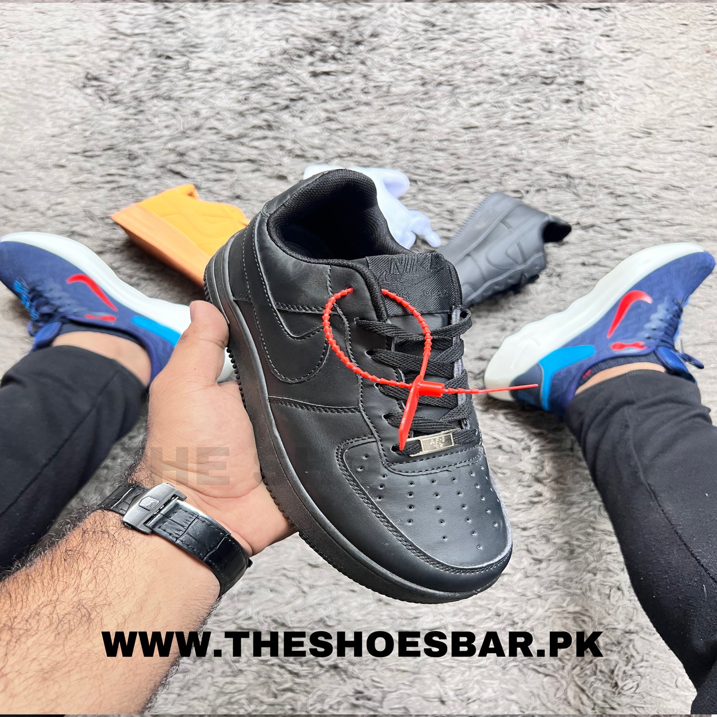 NIKE AIRFORCE 1 TRIPPLE BLACK