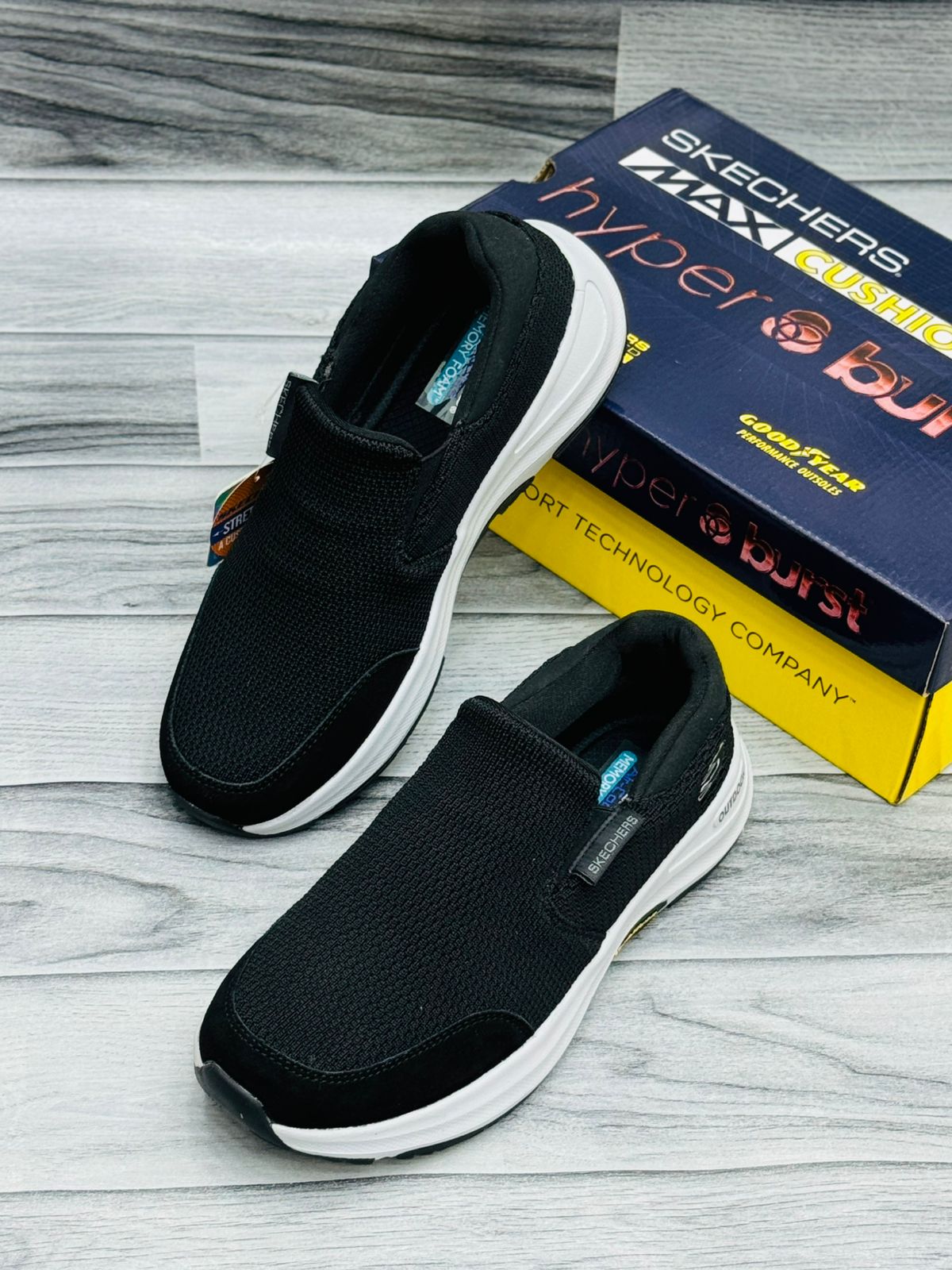 SKETCHER HYPER BURST -OUT DOOR BLACK
