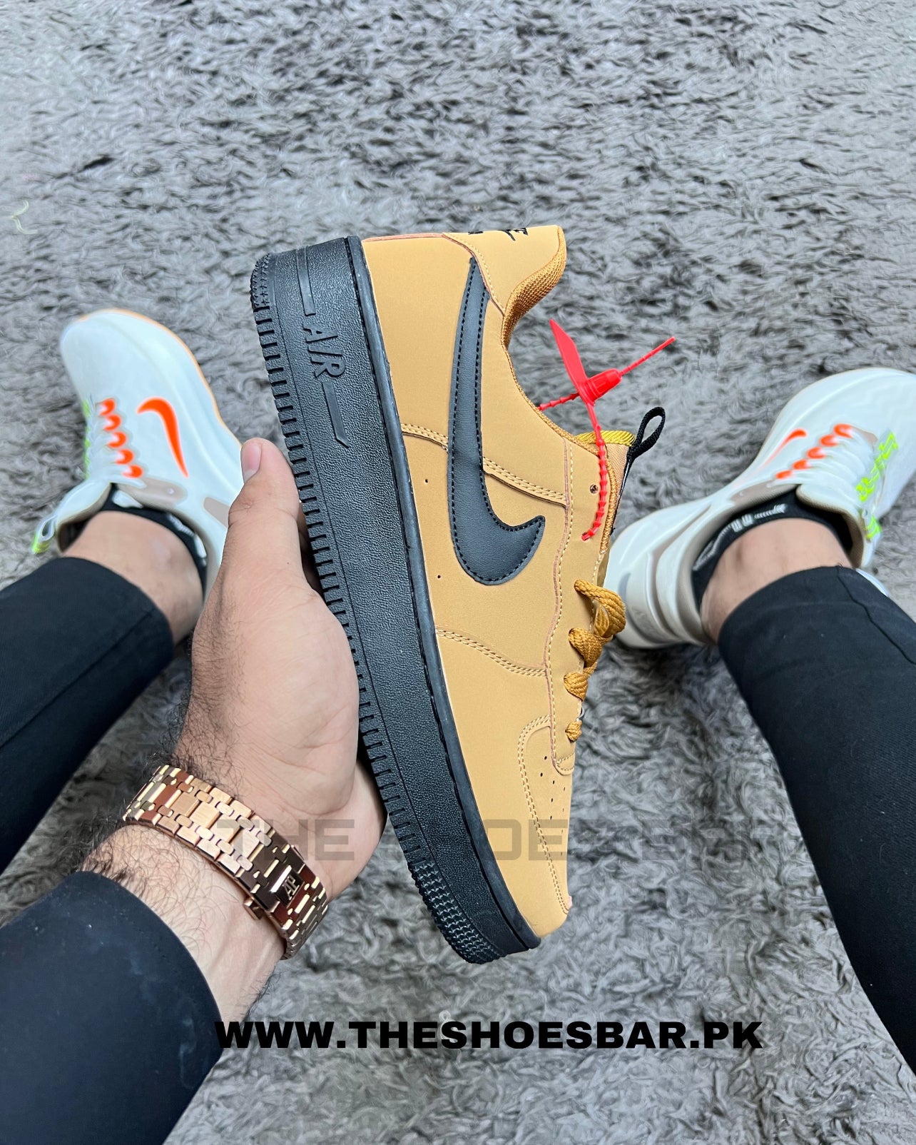 NIKE AIRFORCE ANTHRACITE CAMEL CLASSIC TWO-TONE