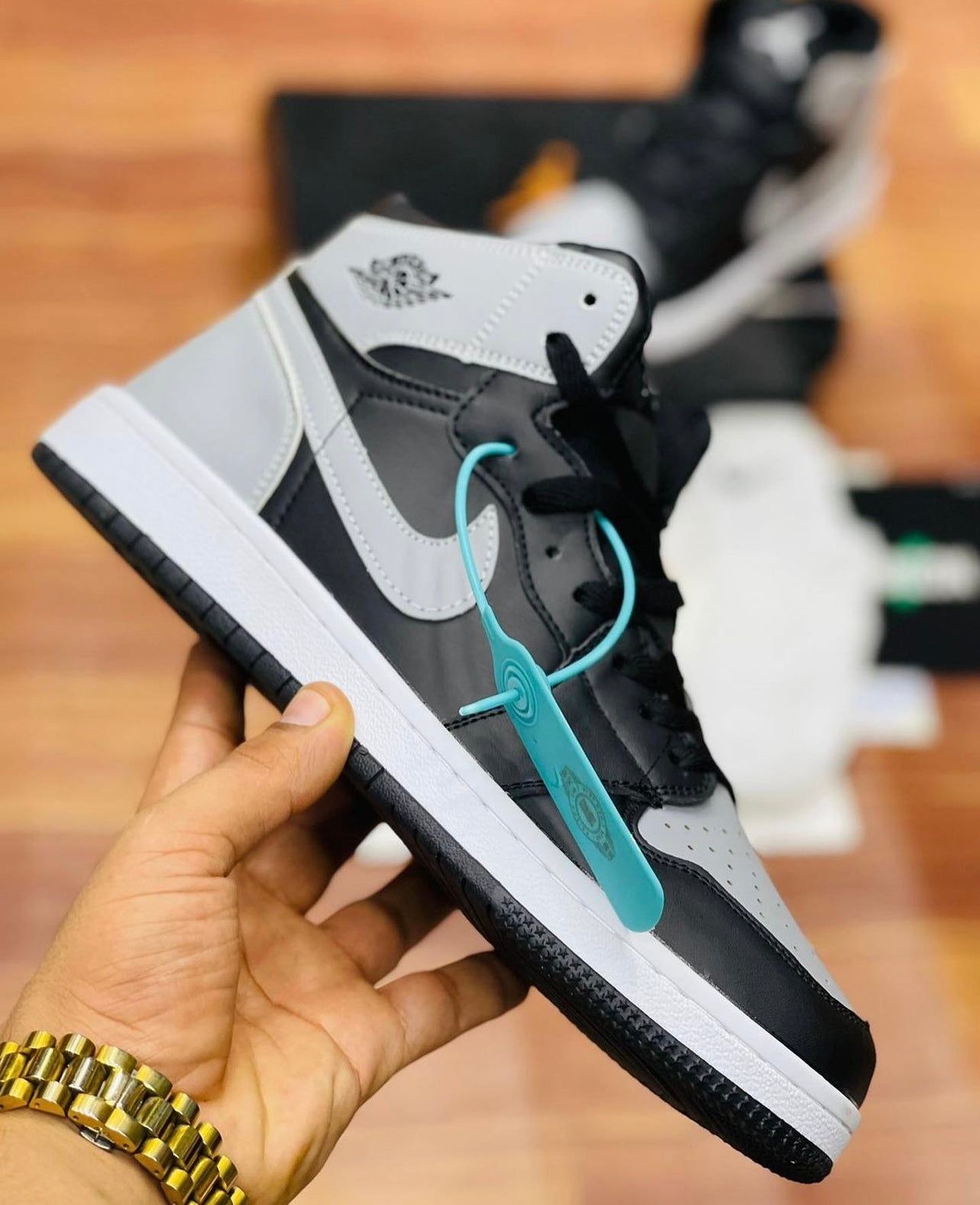 Nike Air Jordan 1 High - Grey