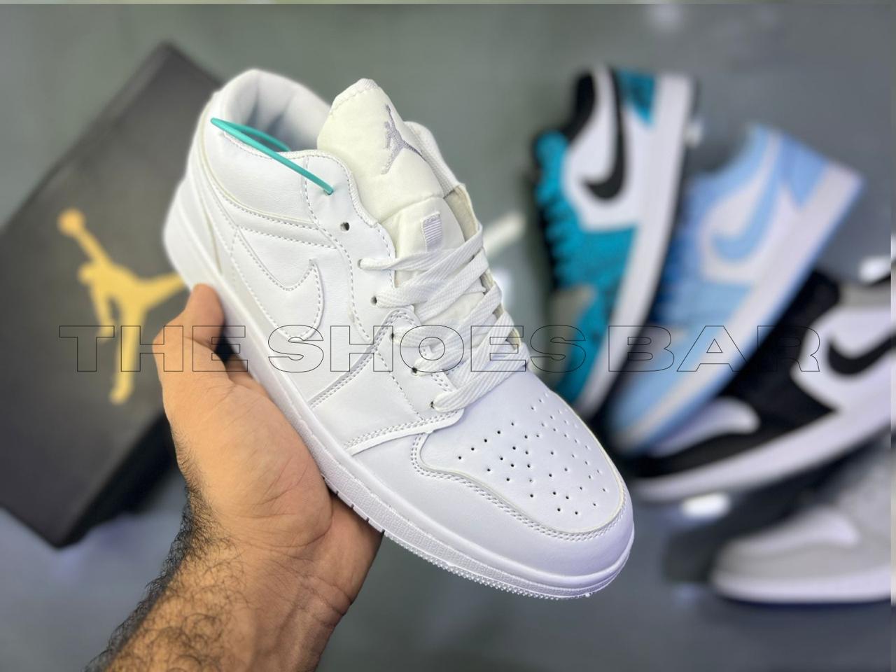 Nike Air Jordan 1 Low - White Pure Platinum