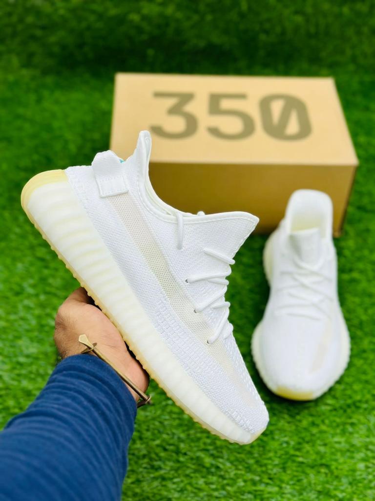 Adidas Boost Yeezy 360 - PURE WHITE Adidas Boost Yeezy 360 - PURE WHITE