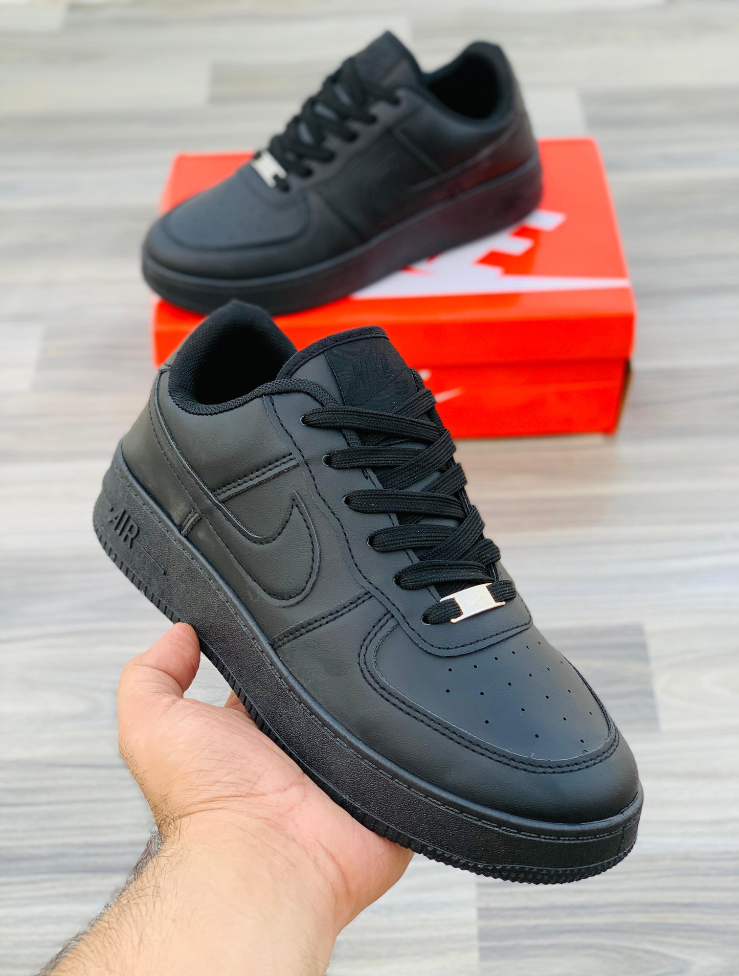 Nike Air Force 1 - Tripple Black