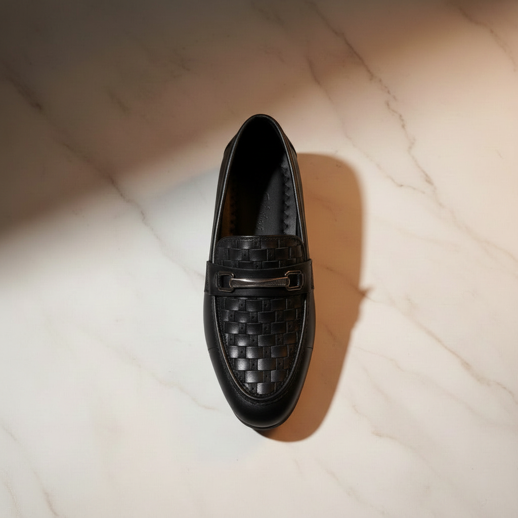 BLACK PATTERN LOAFER