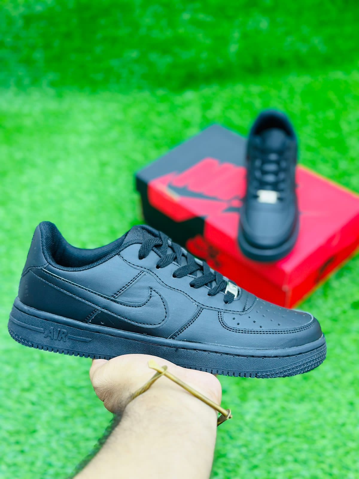 NIKE AIRFORCE 1 TRIPPLE BLACK