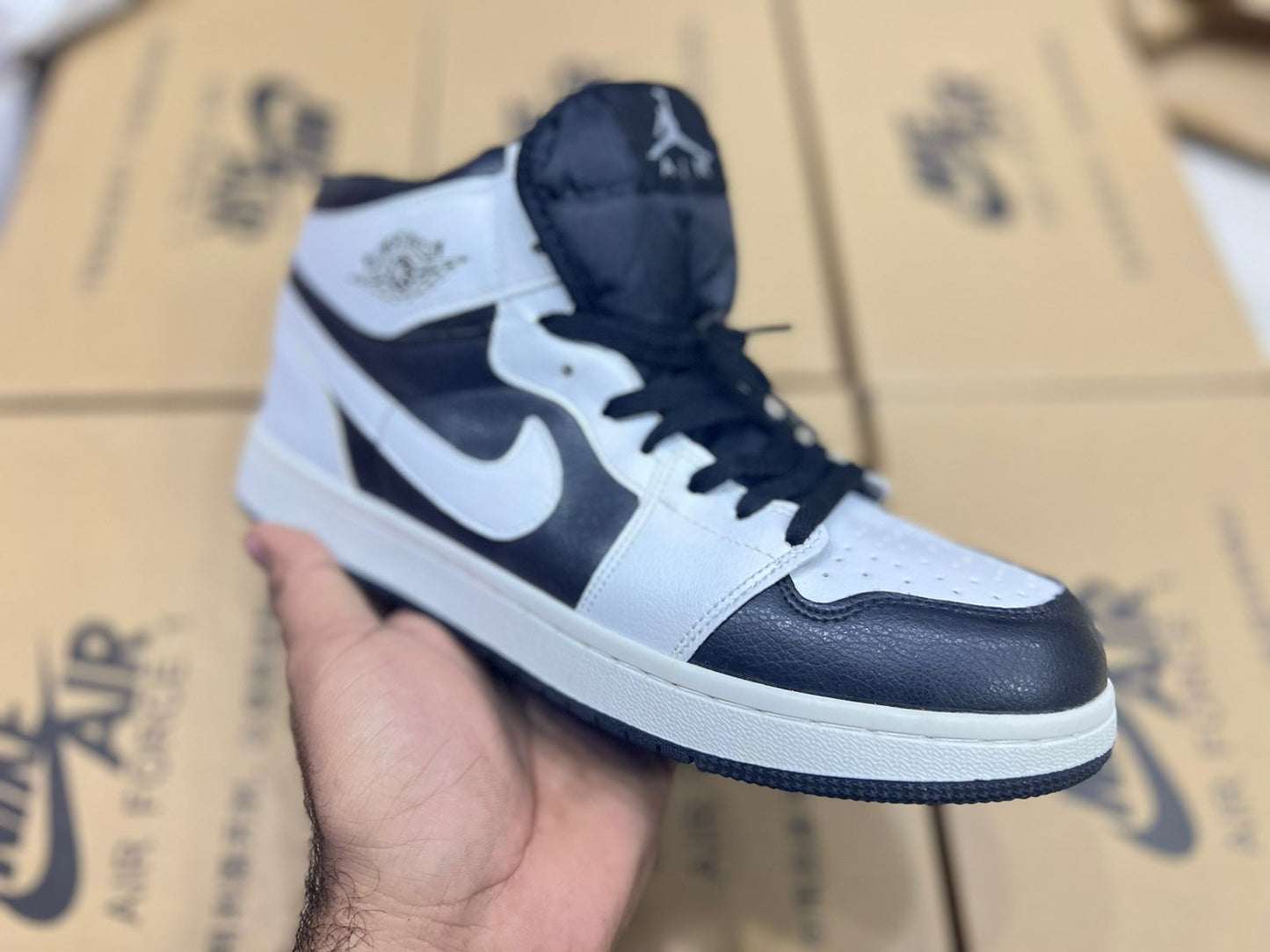 JORDAN 1