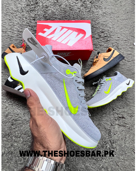 Nike Motiva - Grey