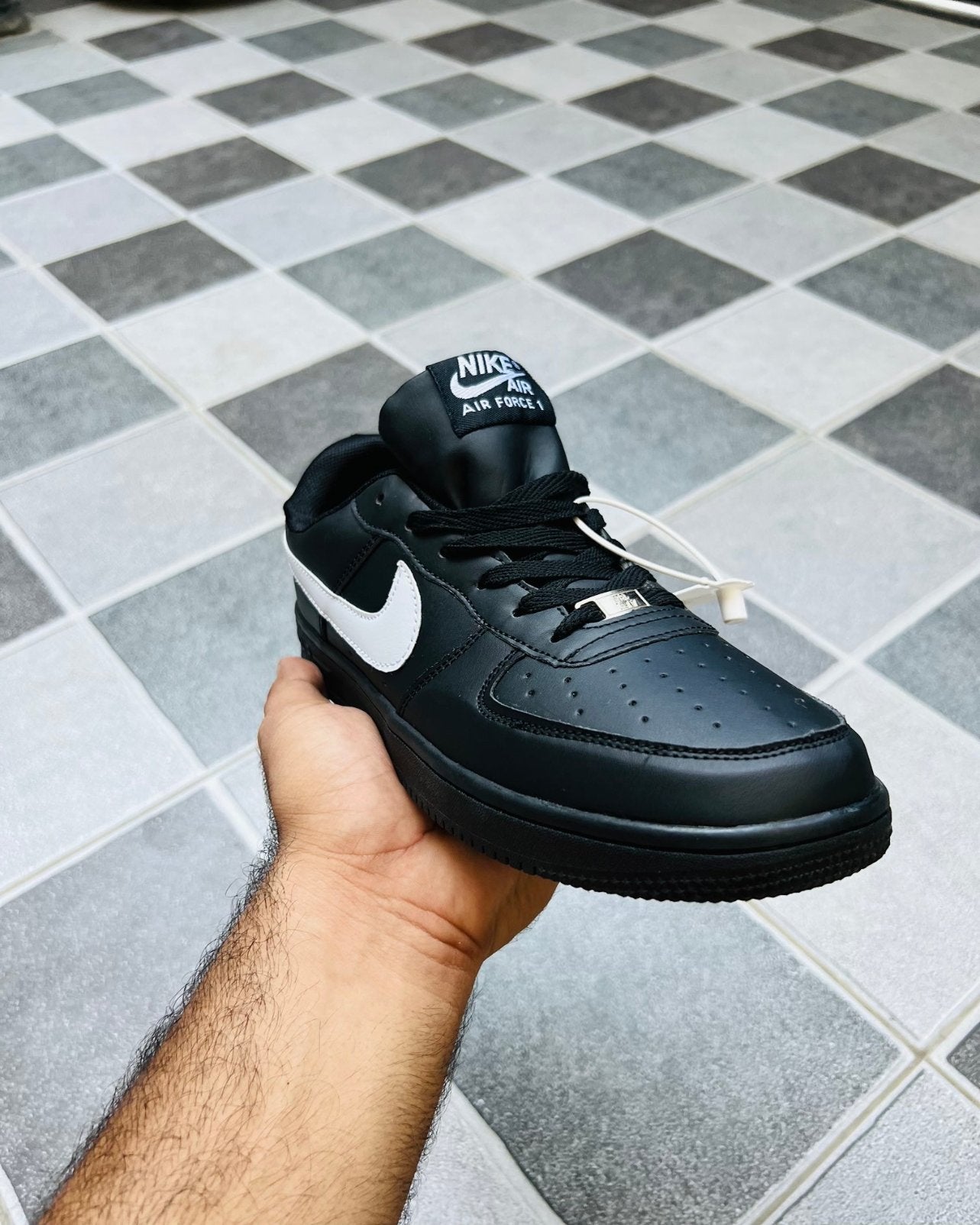 NIKE AIRFORCE 1 BLACK DUO