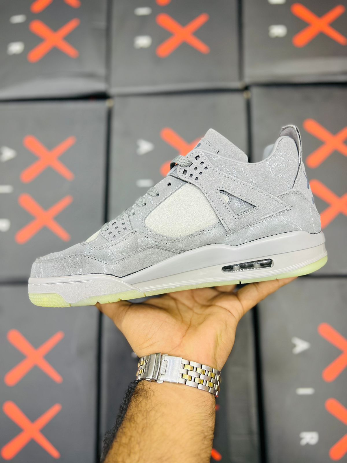 JORDAN 4 X KAWS - COOL GREY