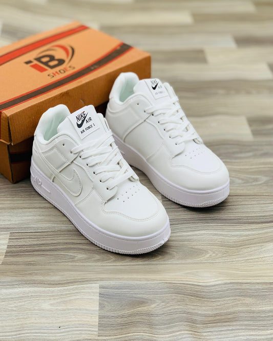NIKE AIRFORCE 1 TRIPPLE  WHITE - BETA