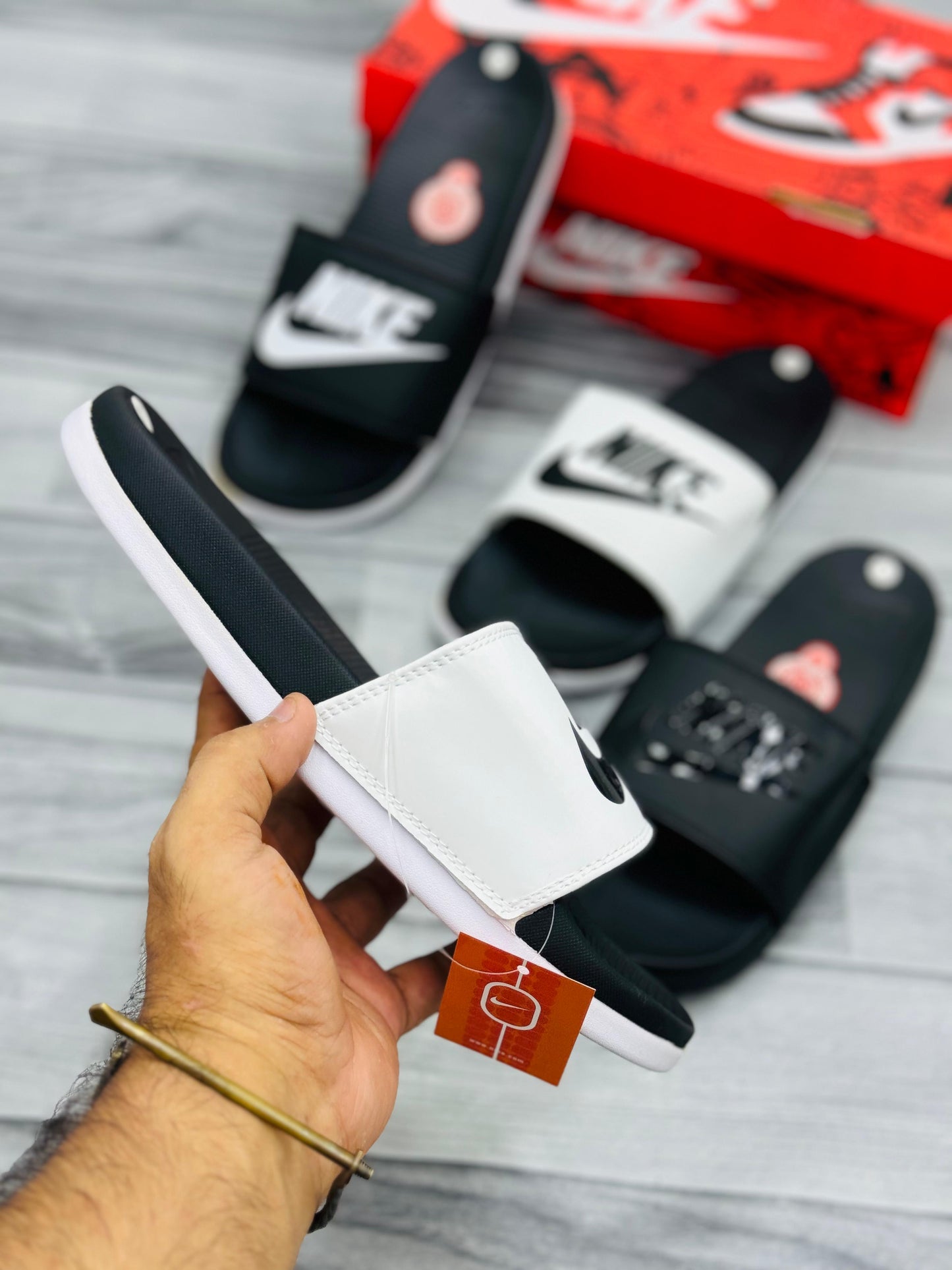 Nike Men's Adilette Comfort Slides