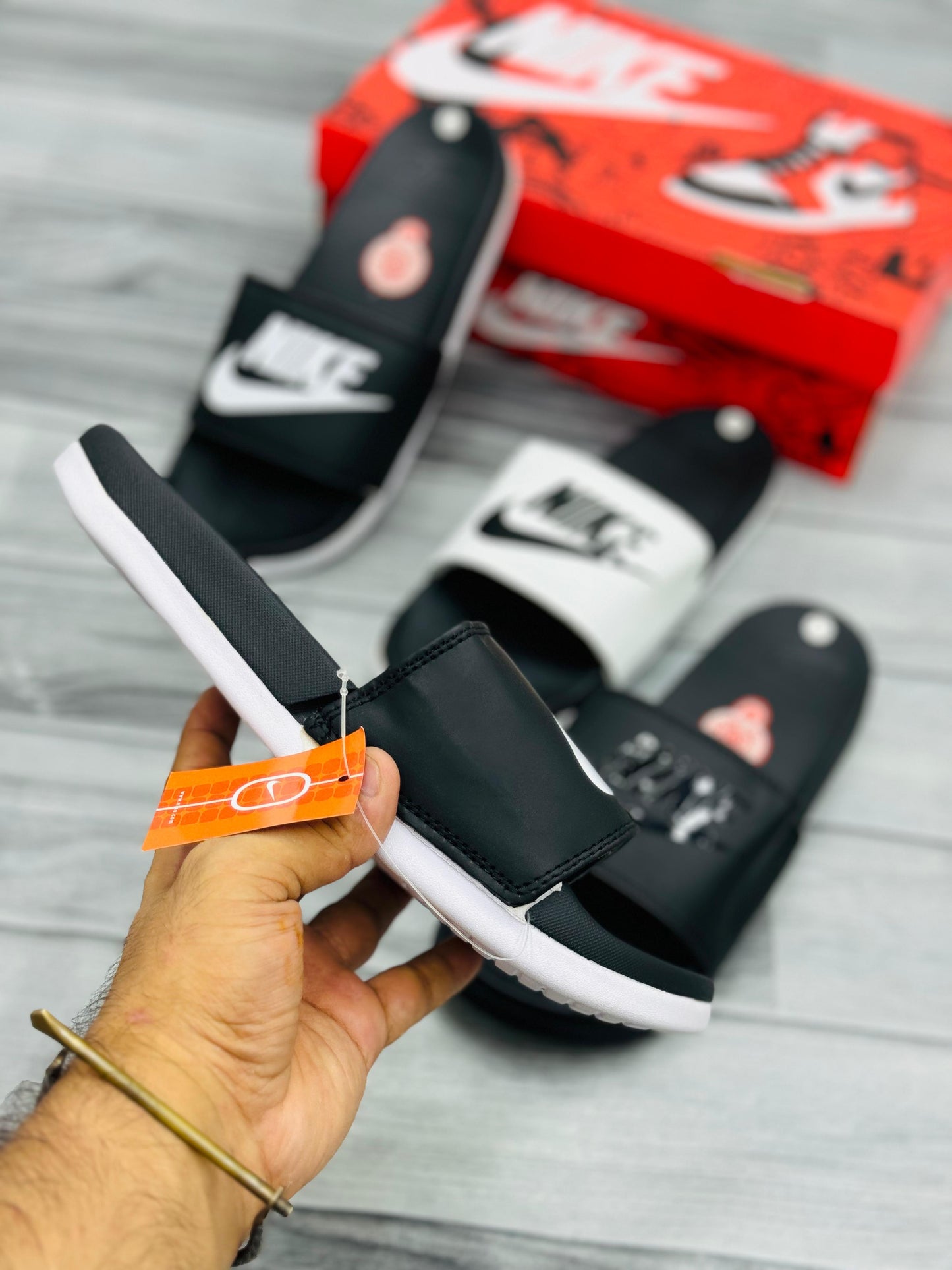 Nike Men's Adilette Comfort Slides