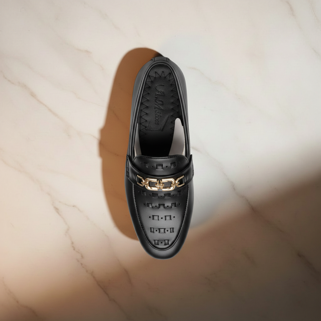 BLACK LEATHER LOAFER