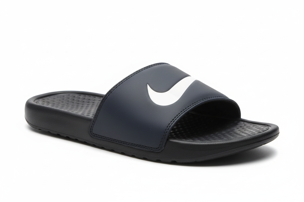 NIKE BENASSI SLIDE — BLACK & WHITE