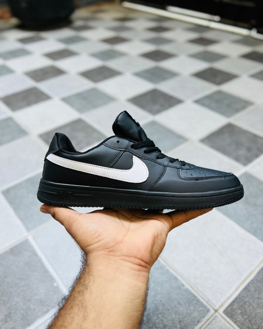 NIKE AIRFORCE 1 BLACK DUO