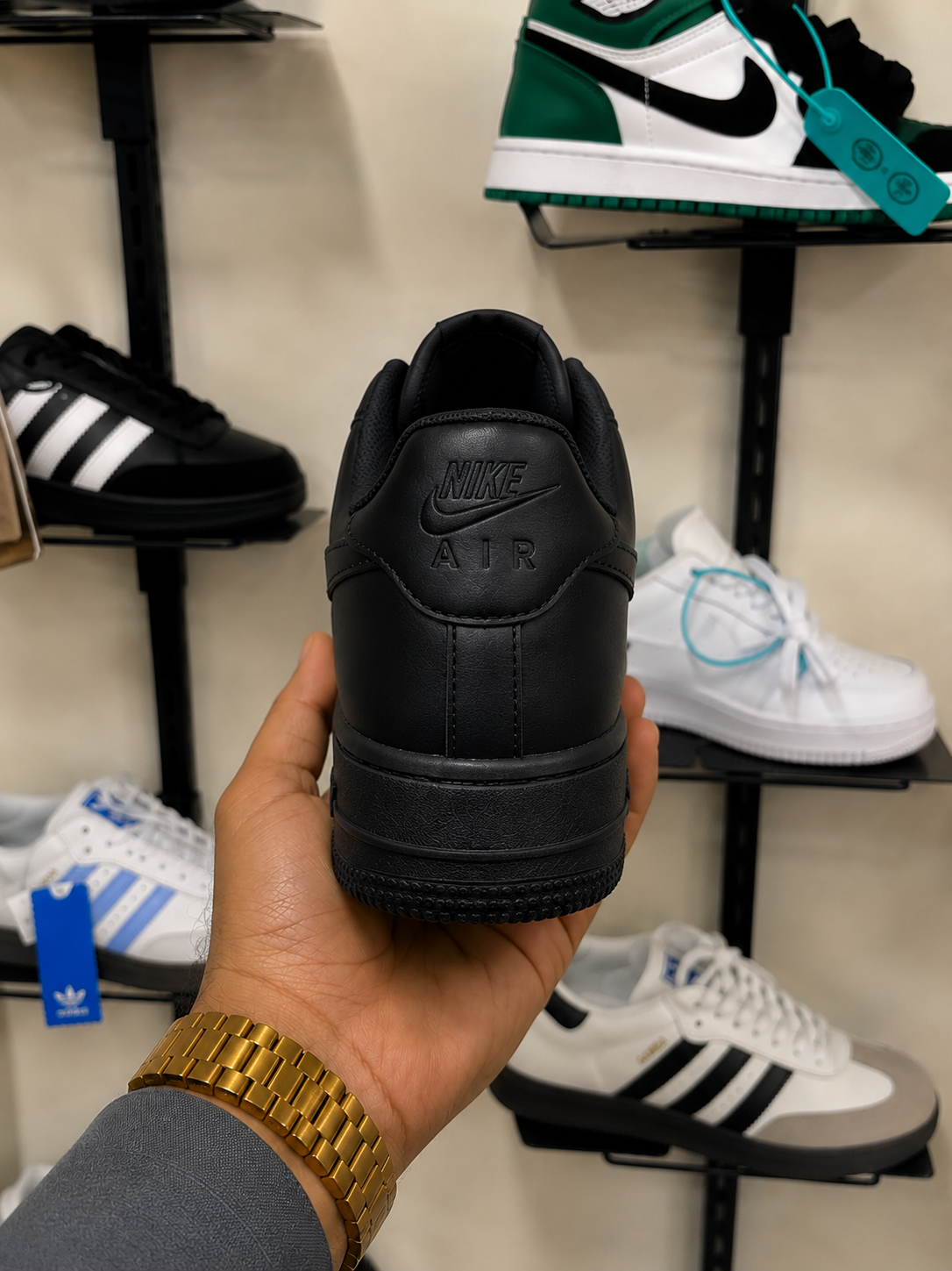 Nike Air Force 1 - Tripple Black