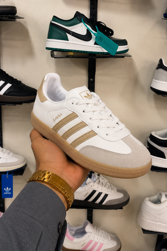 ADIDAS SAMBA OG WHITE / KHAAKI GUM (FEMALE)