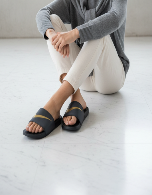 NIKE BENASSI SLIDE — BLACK & METALLIC GOLD