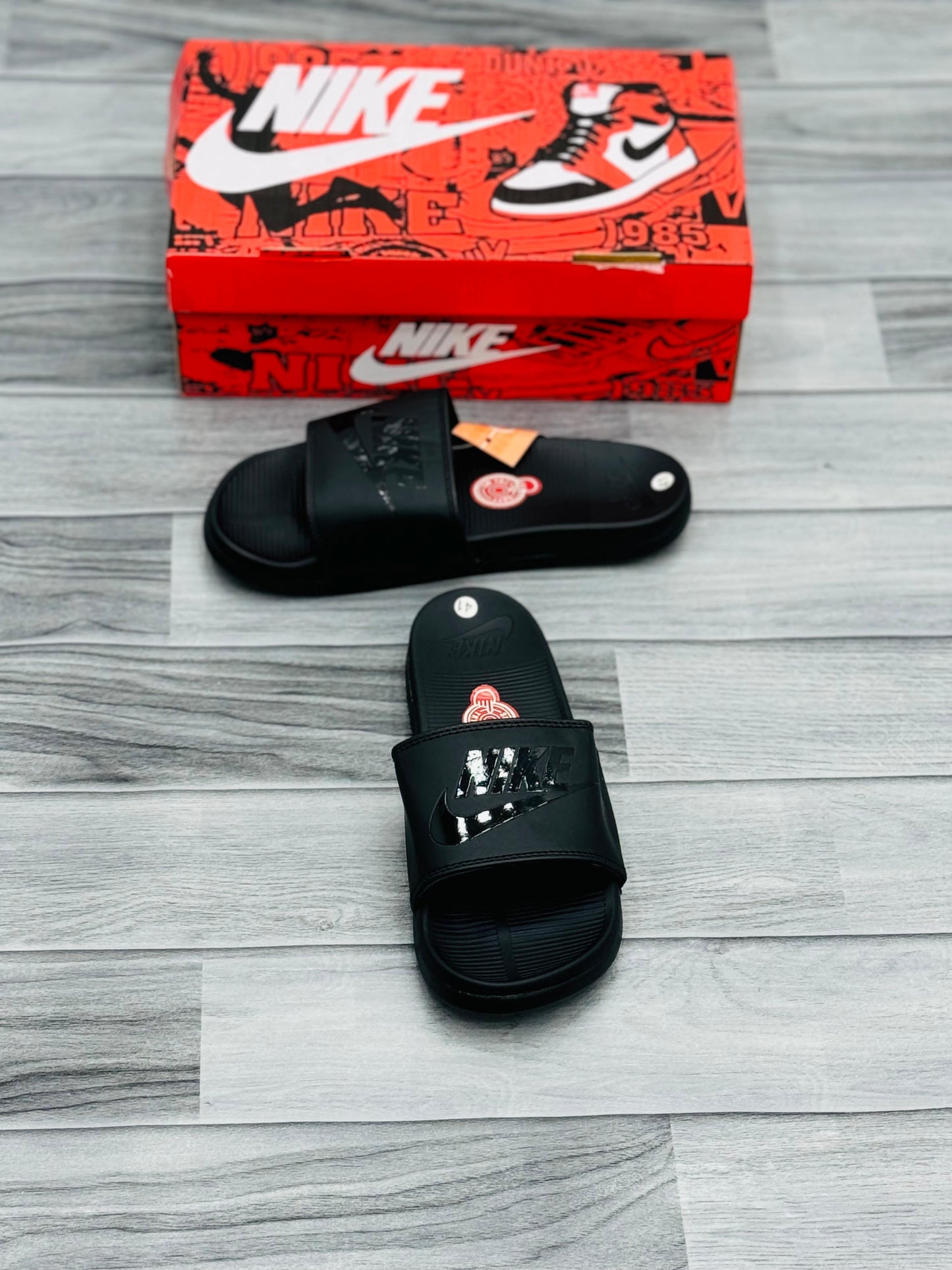 Nike Men's Adilette Comfort Slides