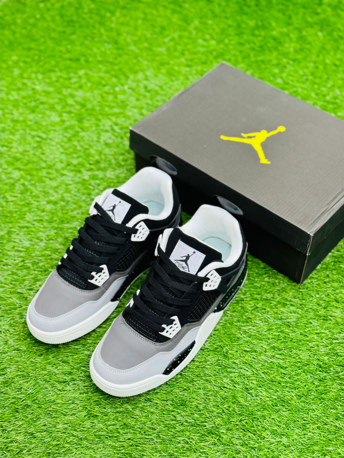 Nike Air Jordan Retro 4 High Fear Pack