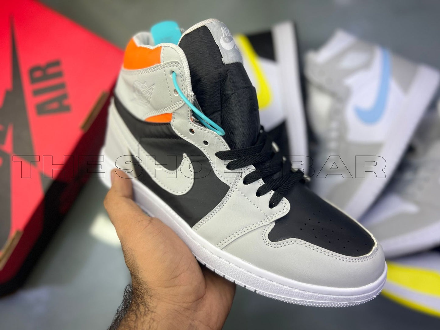 Nike Air Jordan 1 High - Grey & Black