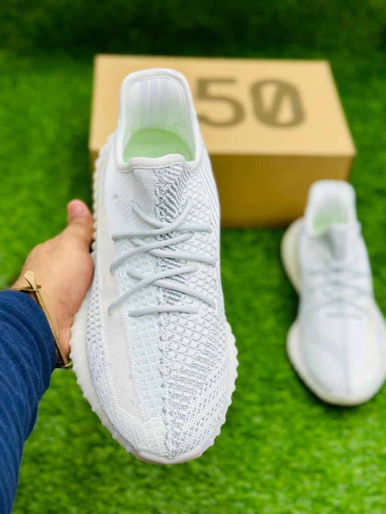 Adidas Boost Yeezy 360 - White