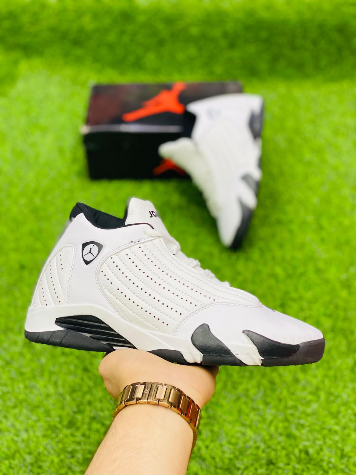 Nike Air Jordan 14 - White & Black