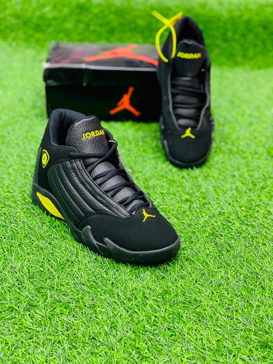 Black fashion yellow jordan 14