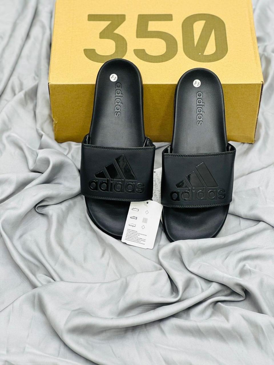 Adidas Men's Adilette Comfort Slides â The Shoes Bar