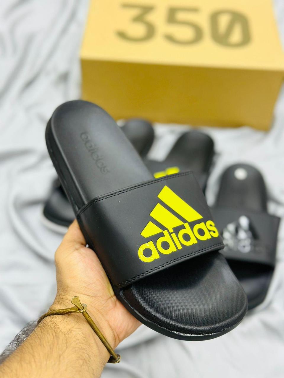 Adidas Men's Adilette Comfort Slides â The Shoes Bar