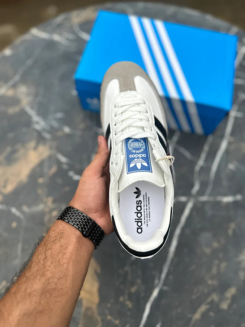 ADIDDAS SAMBA WHITE BLACK GUM