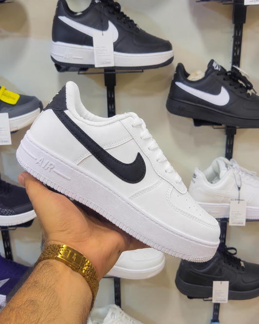 Women’s White & Black Low-Top Sneakers