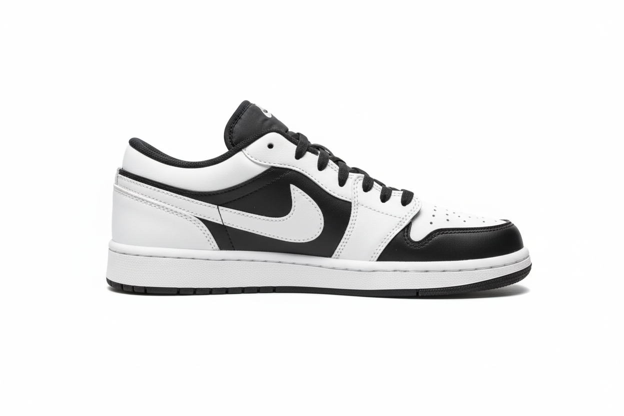 NIKE AIR JORDAN 1 LOW "PANDA" SNEAKER IN THE BLACK AND WHITE