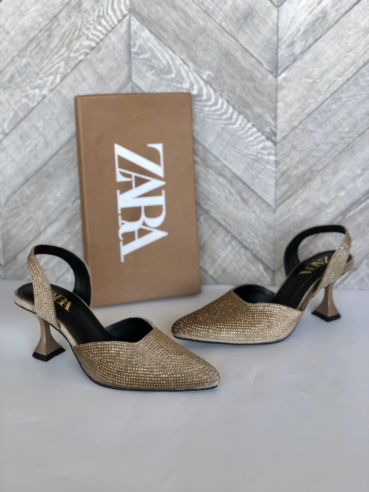 ZARA SHINY HEEL