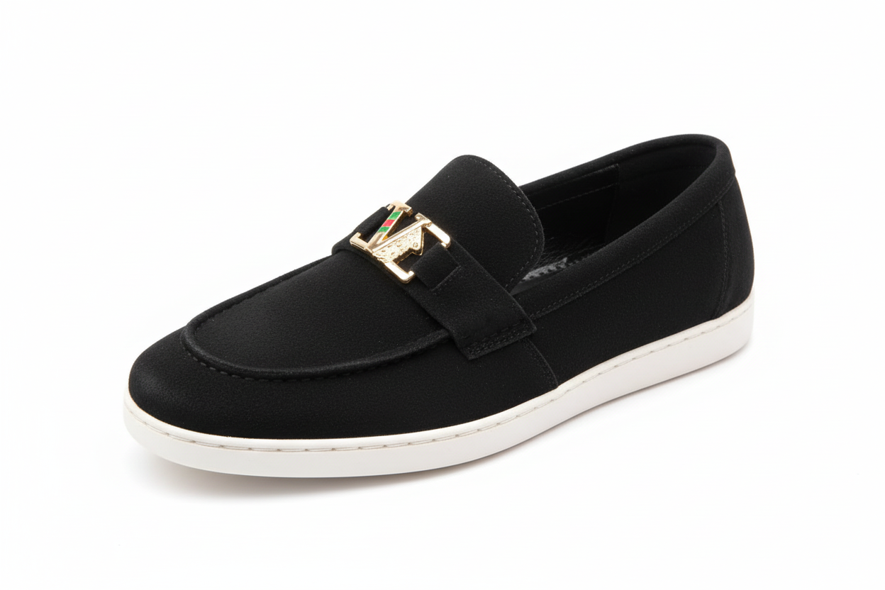 CLASSIC BLACK LOAFER