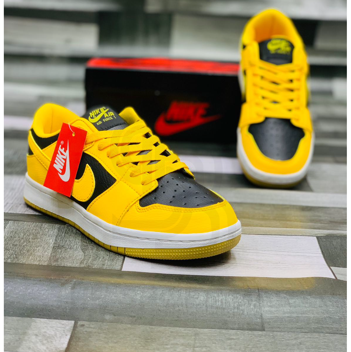 Nike Air Force Yellow Black