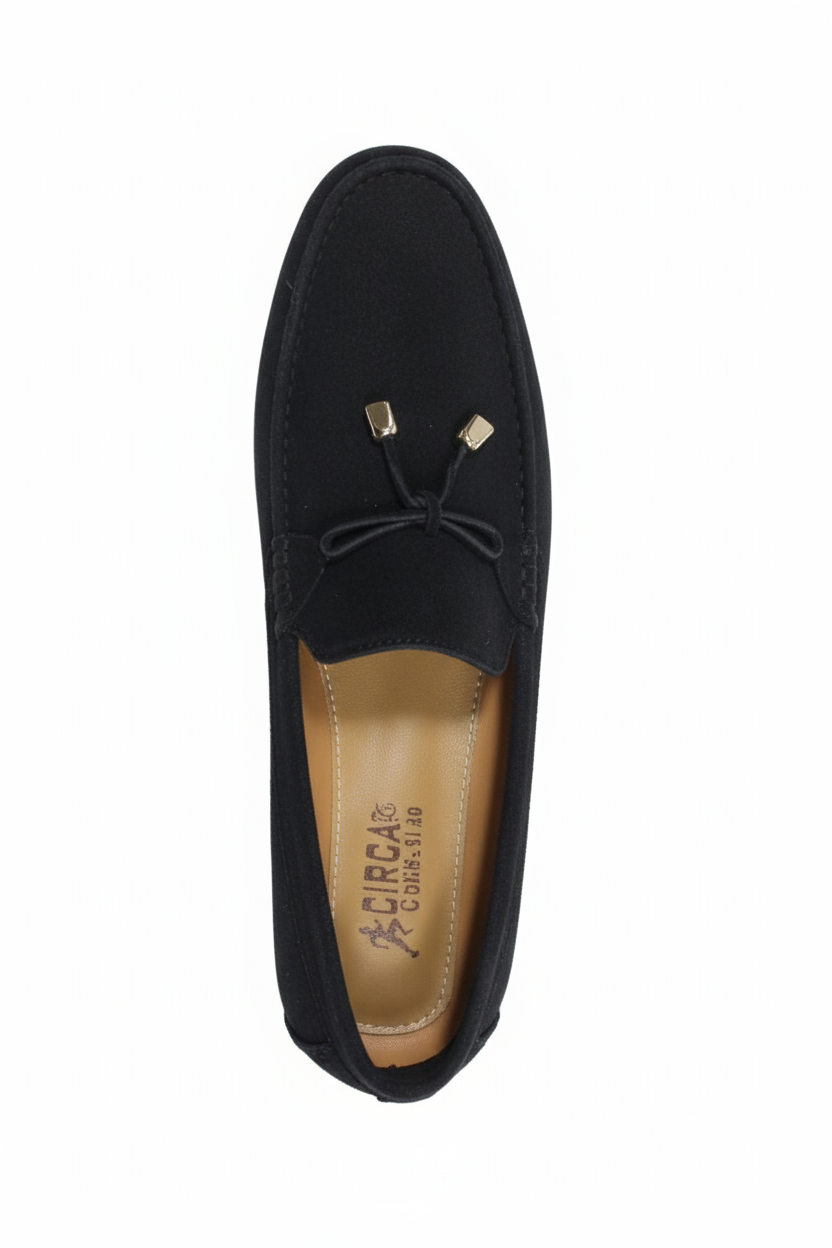 BLACK LOAFER